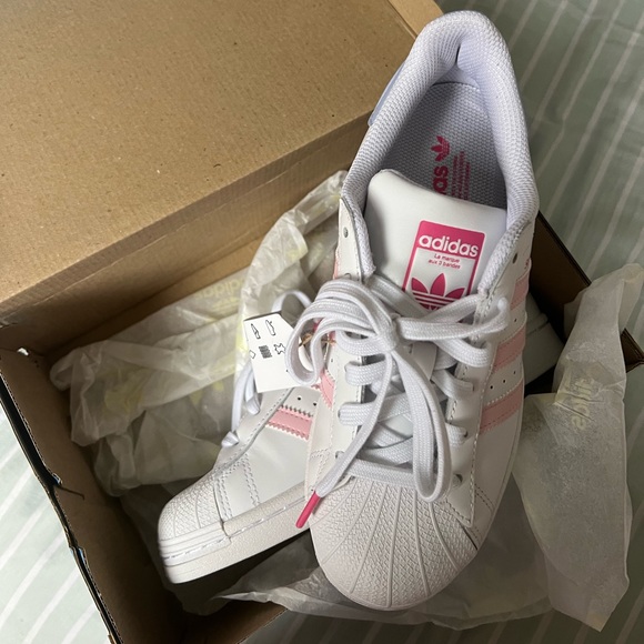 Adidas Superstars Pink/Lilac - Picture 4 of 5